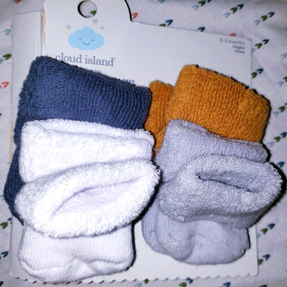 Cloud Island Crew Socks 0-3 mo